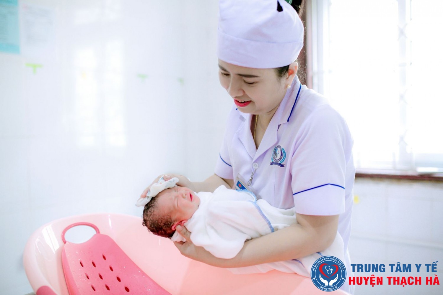 Tăng cường vai trò, trách nhiệm, tính chủ động của đội ngủ Điều dưỡng trong công tác chăm sóc sức khỏe người dân